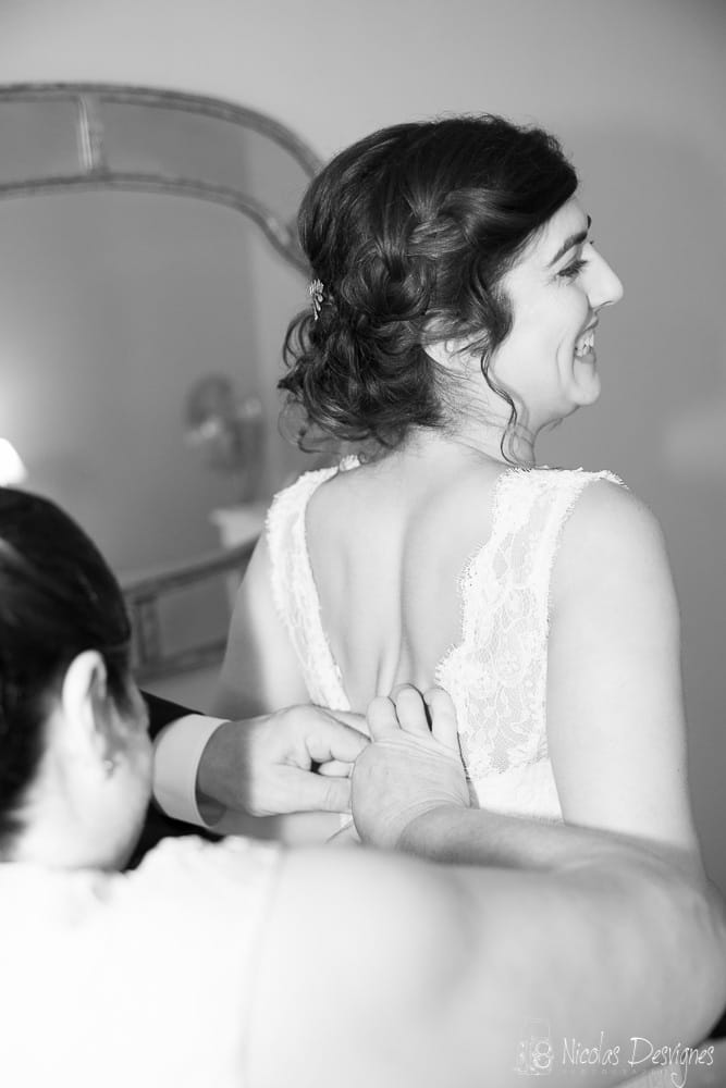 Mariage à la Gentilhommière d'Artres 3 la robe de mariée